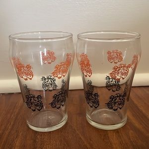 🖤Vintage Esso tiger two small juice glasses